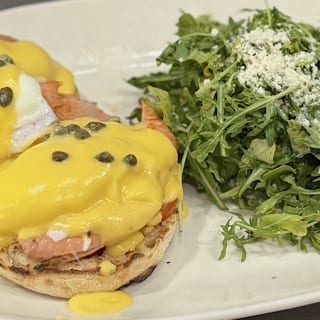 Smoked Salmon Benny